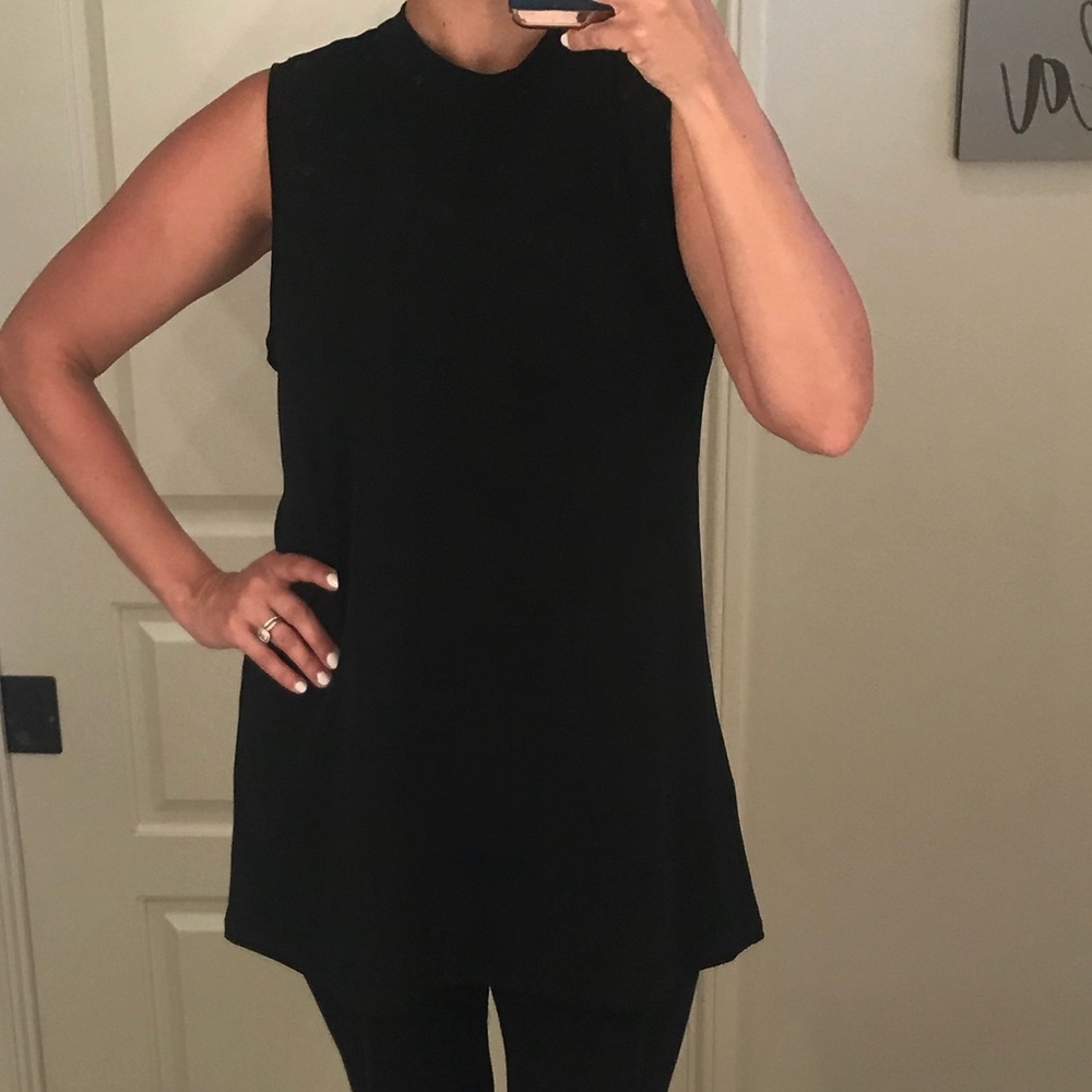 NWT BCBG tunic top